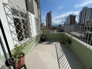 Image 16 - 449387