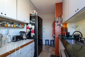 Image 19 - 449390