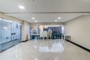 Image 23 - 449390