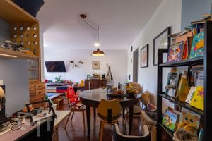 Image 8 - 449390