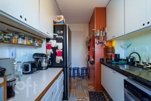 Image 18 - 449390