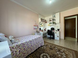 Image 25 - 449689