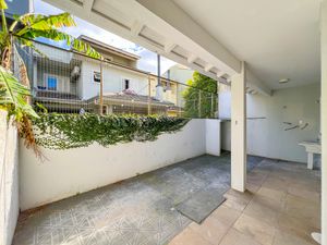 Image 18 - 449816
