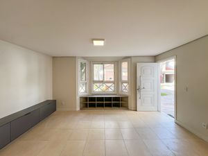 Image 3 - 449816