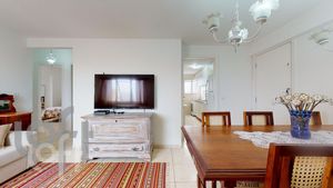 Image 19 - 450560
