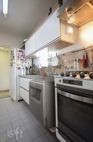 Image 10 - 450669