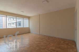 Image 33 - 451075