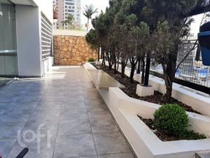 Image 6 - 451131