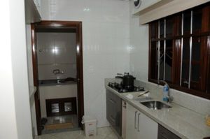 Image 8 - 4522