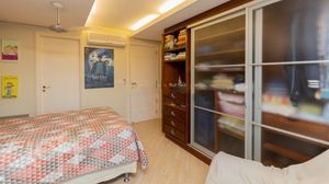 Image 20 - 452295