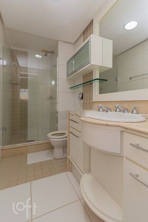 Image 21 - 452295