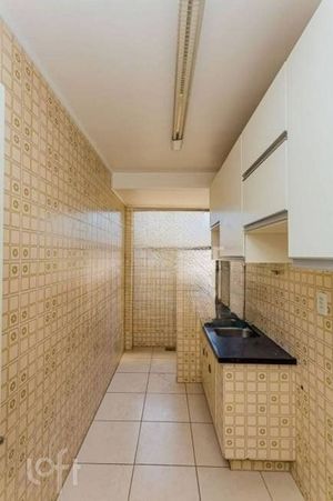 Image 6 - 452491