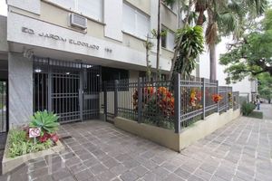 Image 19 - 452525