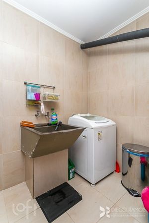 Image 34 - 452531