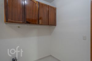 Image 10 - 452579