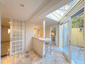 Image 19 - 456230