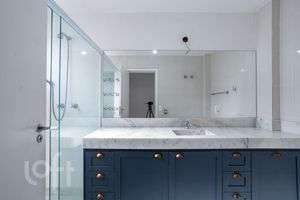Image 19 - 456943