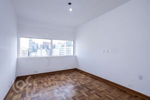 Image 16 - 456943