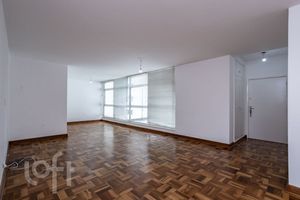 Image 28 - 456943
