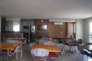 Image 12 - 457629