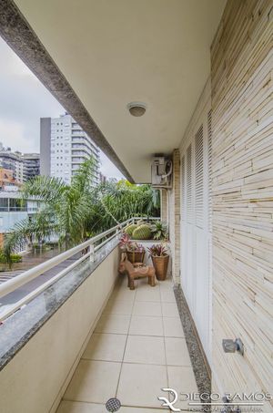 Image 30 - 4579