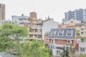 Image 33 - 4579