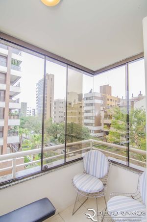 Image 38 - 4579