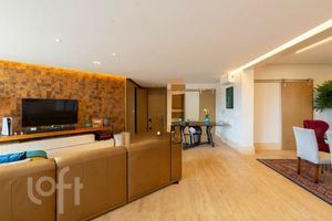 Image 19 - 457978