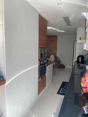 Image 10 - 458272