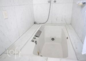 Image 14 - 459373