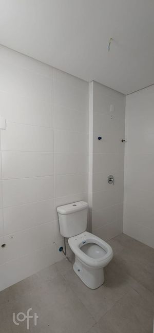 Image 12 - 459421
