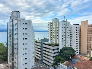 Image 25 - 460228