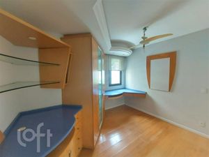 Image 8 - 460228