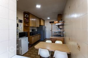 Image 23 - 462759