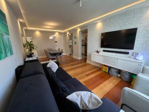 Image 9 - 463263
