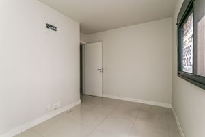 Image 13 - 4644