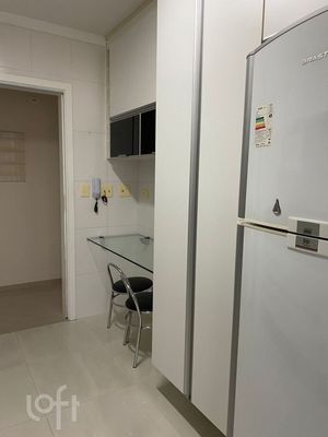 Image 12 - 466311
