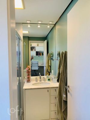 Image 11 - 467375