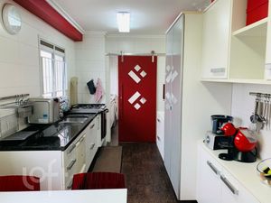 Image 4 - 467375