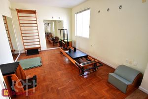 Image 12 - 468732