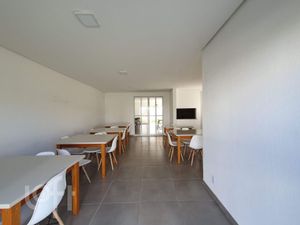 Image 17 - 468781