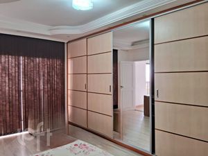Image 18 - 469015