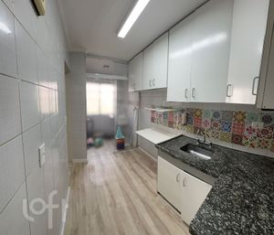 Image 11 - 469300