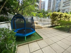 Image 32 - 469870