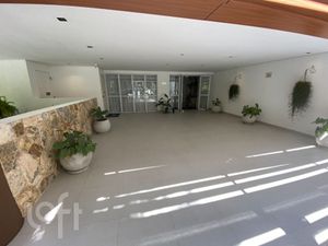 Image 12 - 469870