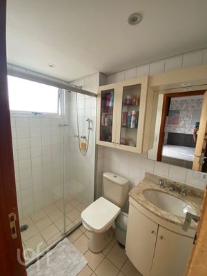 Image 19 - 470569
