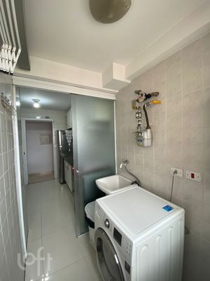 Image 11 - 470569