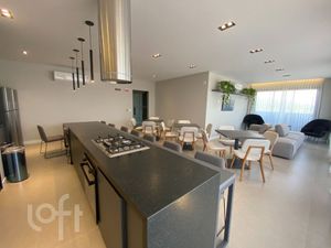 Image 19 - 472045