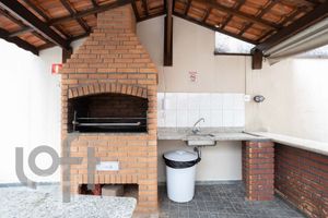 Image 31 - 472218