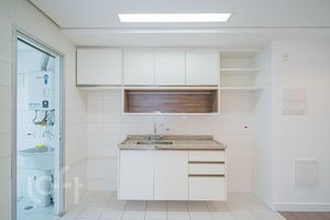 Image 16 - 472541